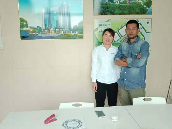 �ϼ����͑�����������S���^����