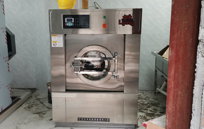 �Ƶ��e�^����ϴ�C